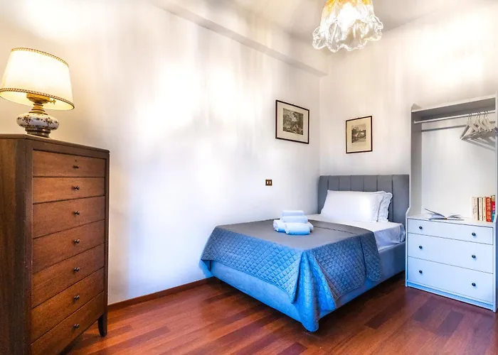 Апартаменты 3 Bedroom 1 Bt Flat Balcony A/c Wi-fi *